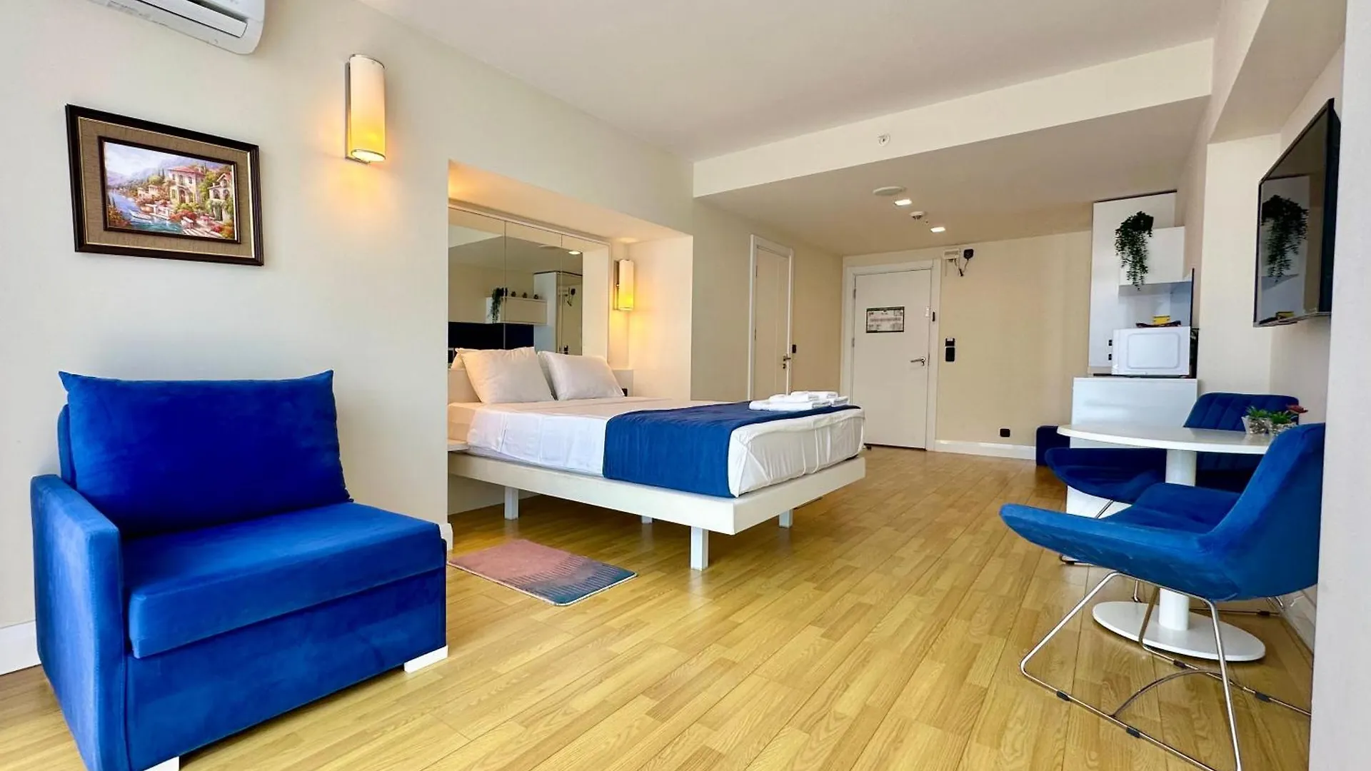 Apartments On The First Line Batumi