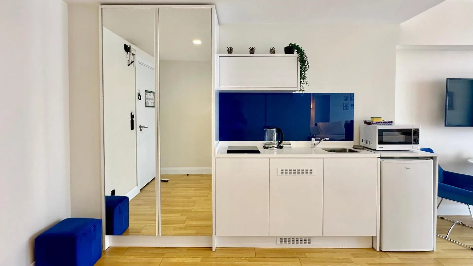 Apartments On The First Line Batumi